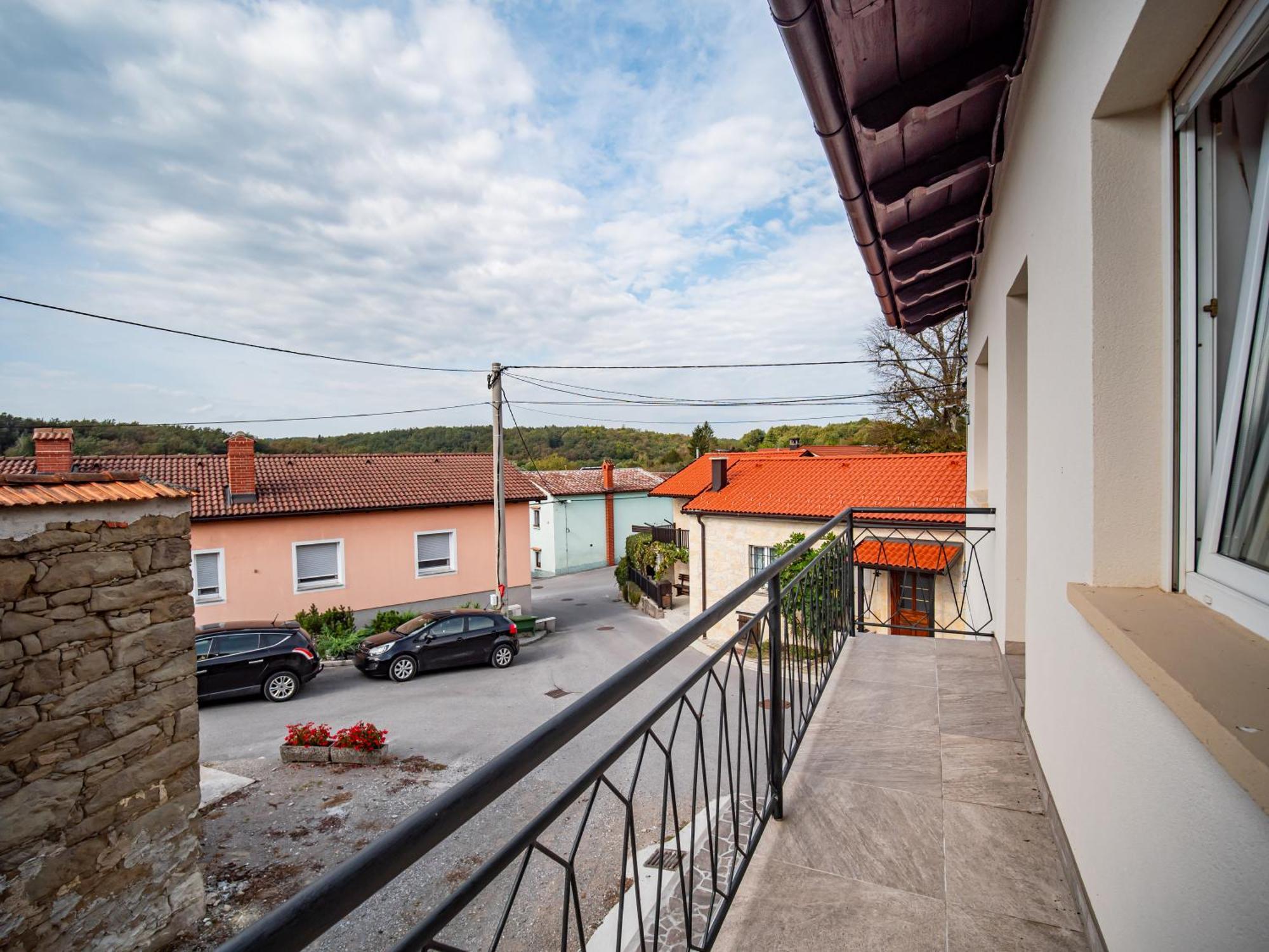 Sisnikova Hisa Ferienhaus